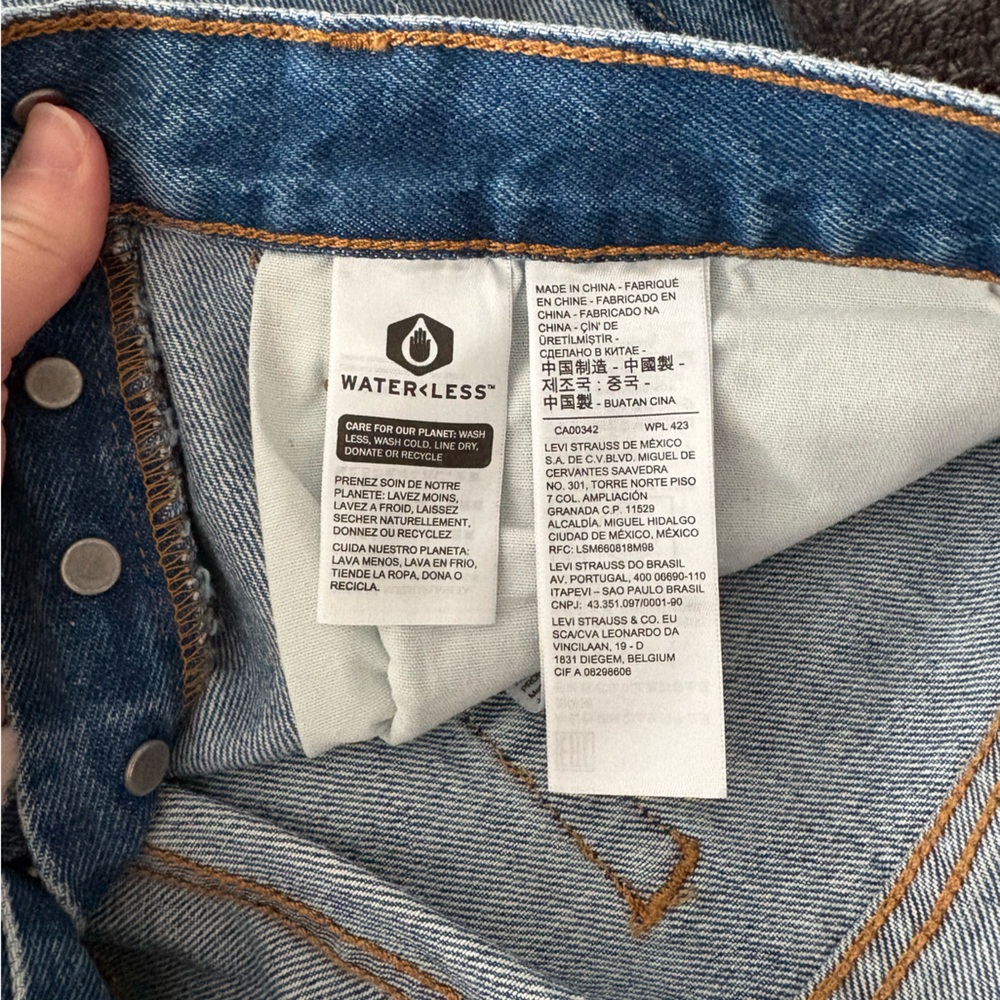NWT Levi's 501 two-toned denim jeans - Picture 10 of 10